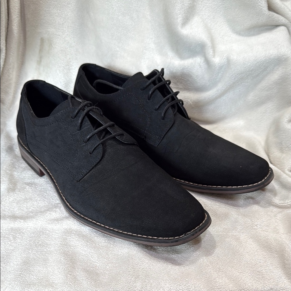 Perry Ellis Sz 10.5 dress shoes Like New